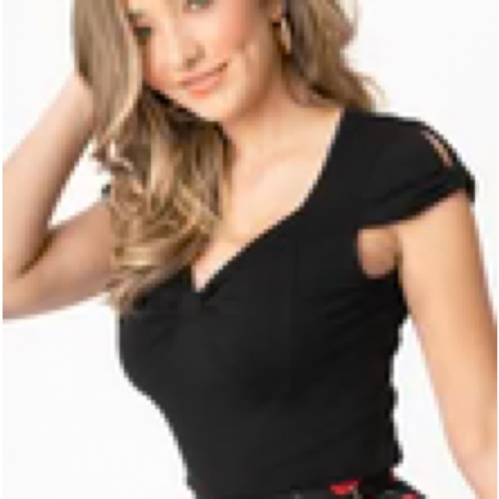 Unique Vintage 1950s Black Bow Sweet Summer Top